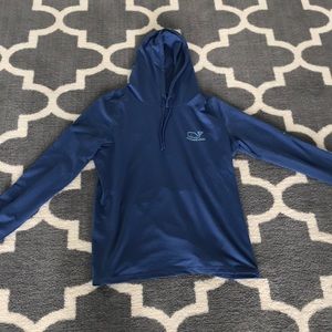 Vineyard Vines performance pull over
